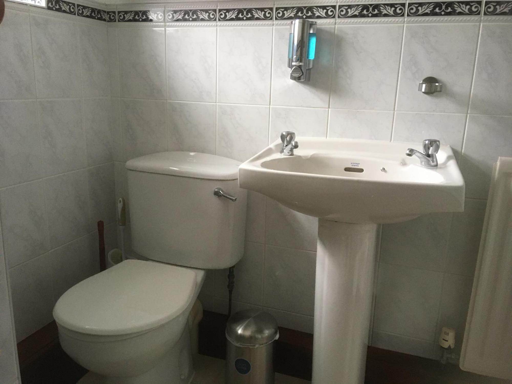 טלפורד Grove House Guest House חדר תמונה